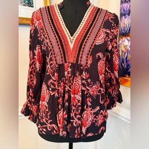 Blank NY XS Black and Red Paisley Top PTP 20”
